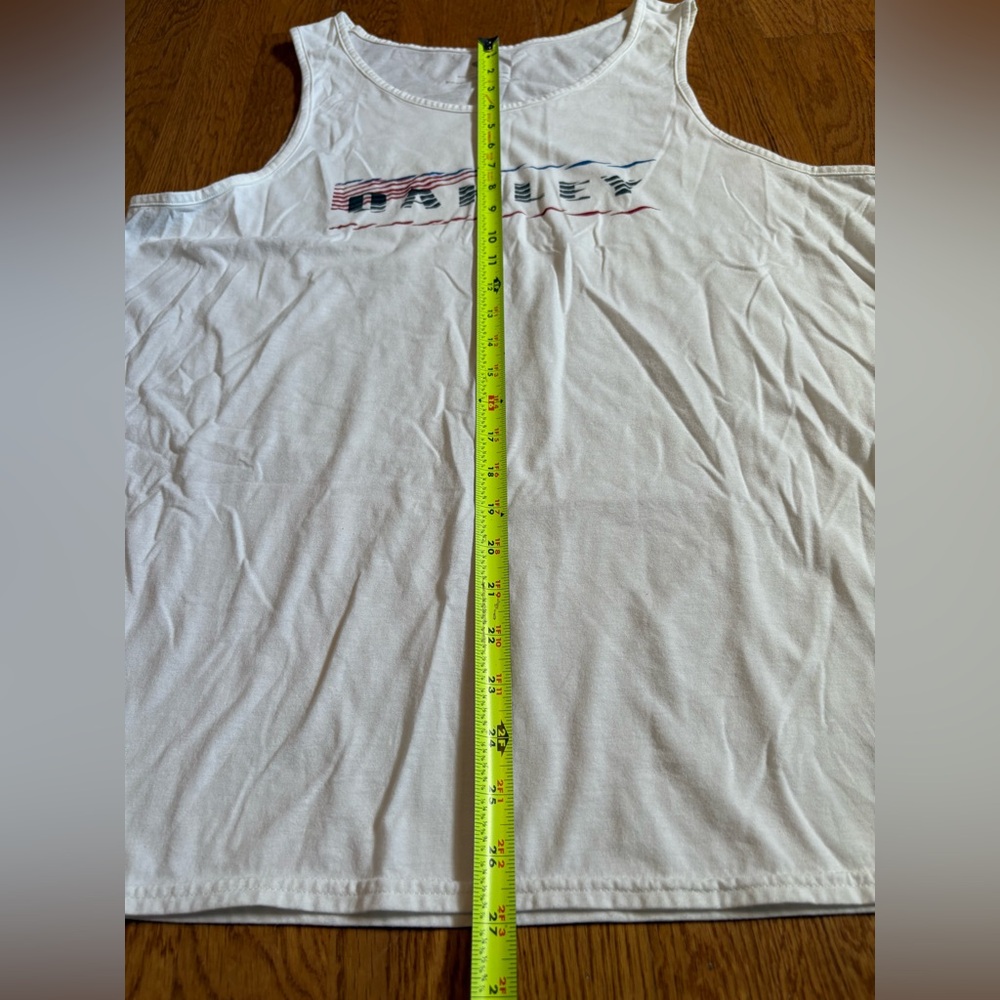 Oakley Tank Top - Picture 6 of 9